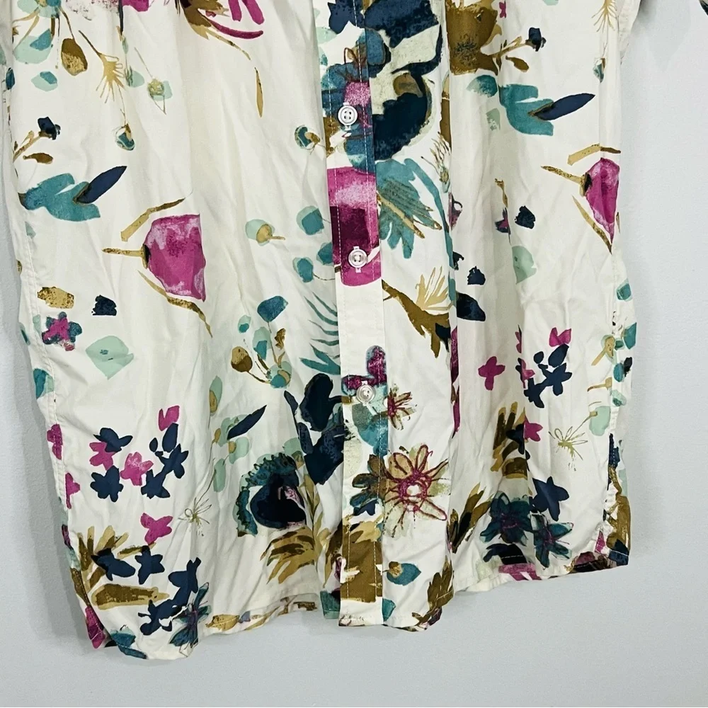 A&F Multicolor Floral Stretch Button Up Shirt L
